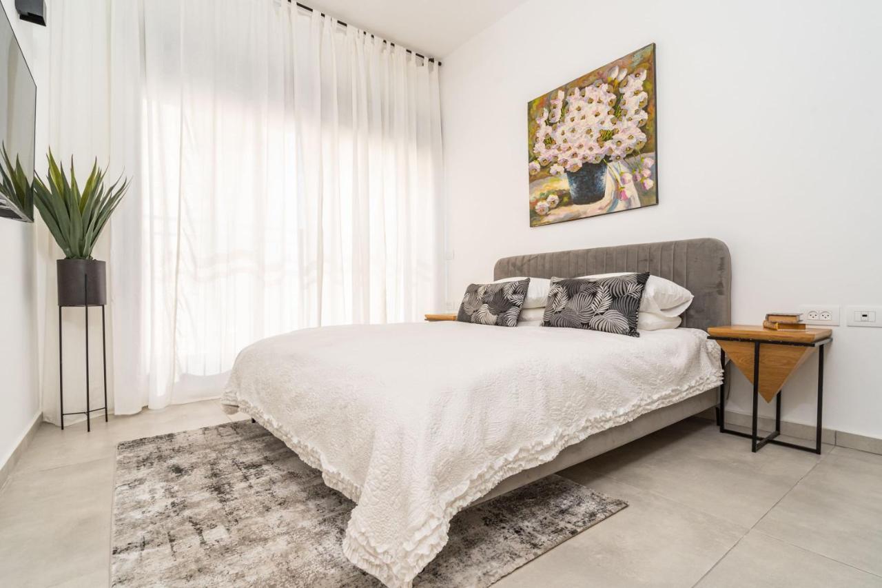 Agrippas St 8 - Isrentals Ferienhaus *