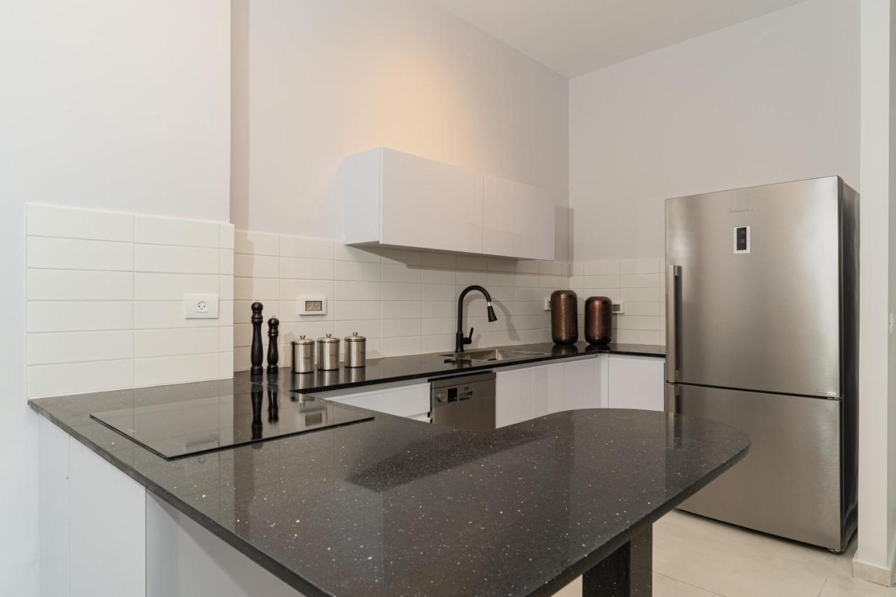 Agrippas St 8 - Isrentals Holiday home *